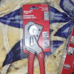Milwaukee Tubing Cutter