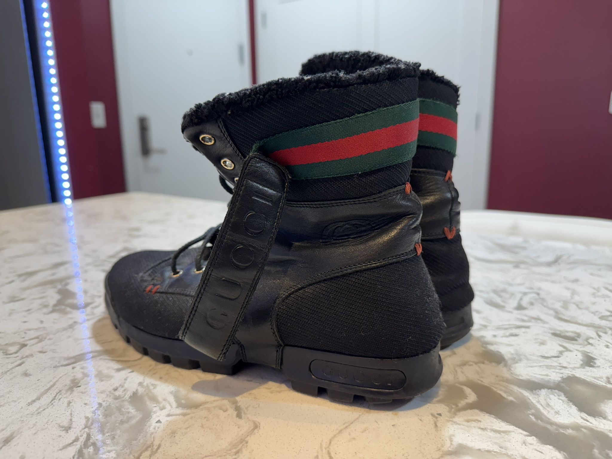 Men's size 10 Gucci hiking boots from 2010