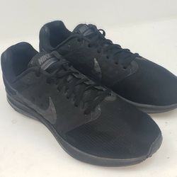 Nike Downshifter 7 Mens Running Shoes Size 9.5 Black 852459-001