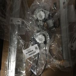 New 2002-06 Jeep Liberty Power Rear Window Regulators with Motor Pair