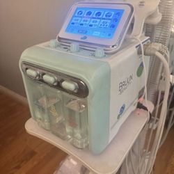 Hydrafacial Machine