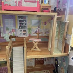 Used Doll House 