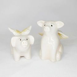 Pier 1 "When Pigs Fly" Salt & Pepper Shakers
