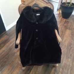Faux Furr Coat. Black