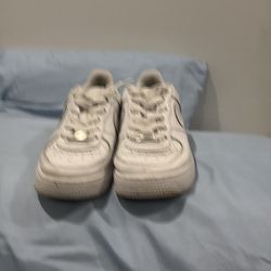 Nike Air Force 1 (size) 5.5Y