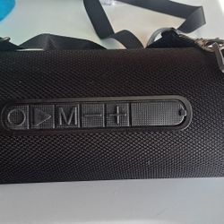  boombox Bluetooth speaker rechargeable wireless has radio as great For Sale $30