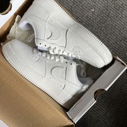 Size 8 True White Air Ones $60