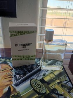 Bureberry Her perfume