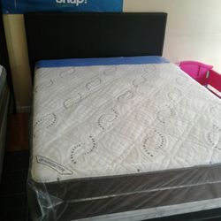 Queen mattress set and bed frame