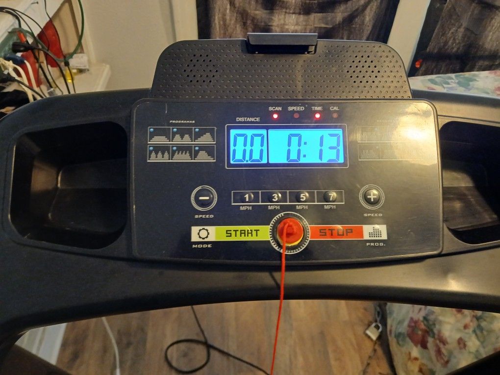 Treadmill 2.5 HP, BLUETOOTH, FOLDABLE