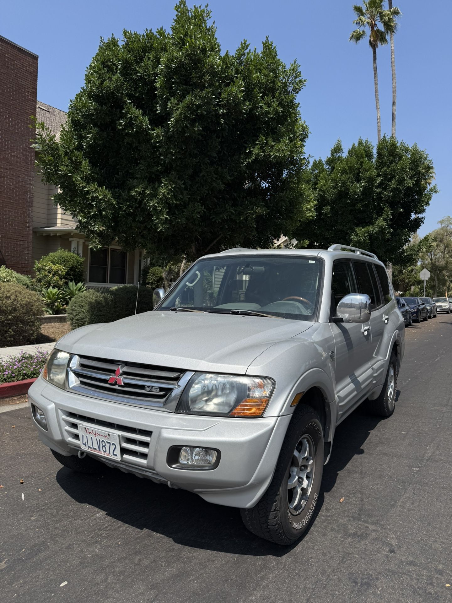 2001 Mitsubishi Montero