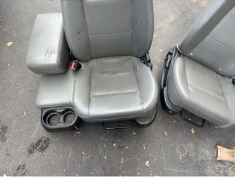 Ford Ranger seats
