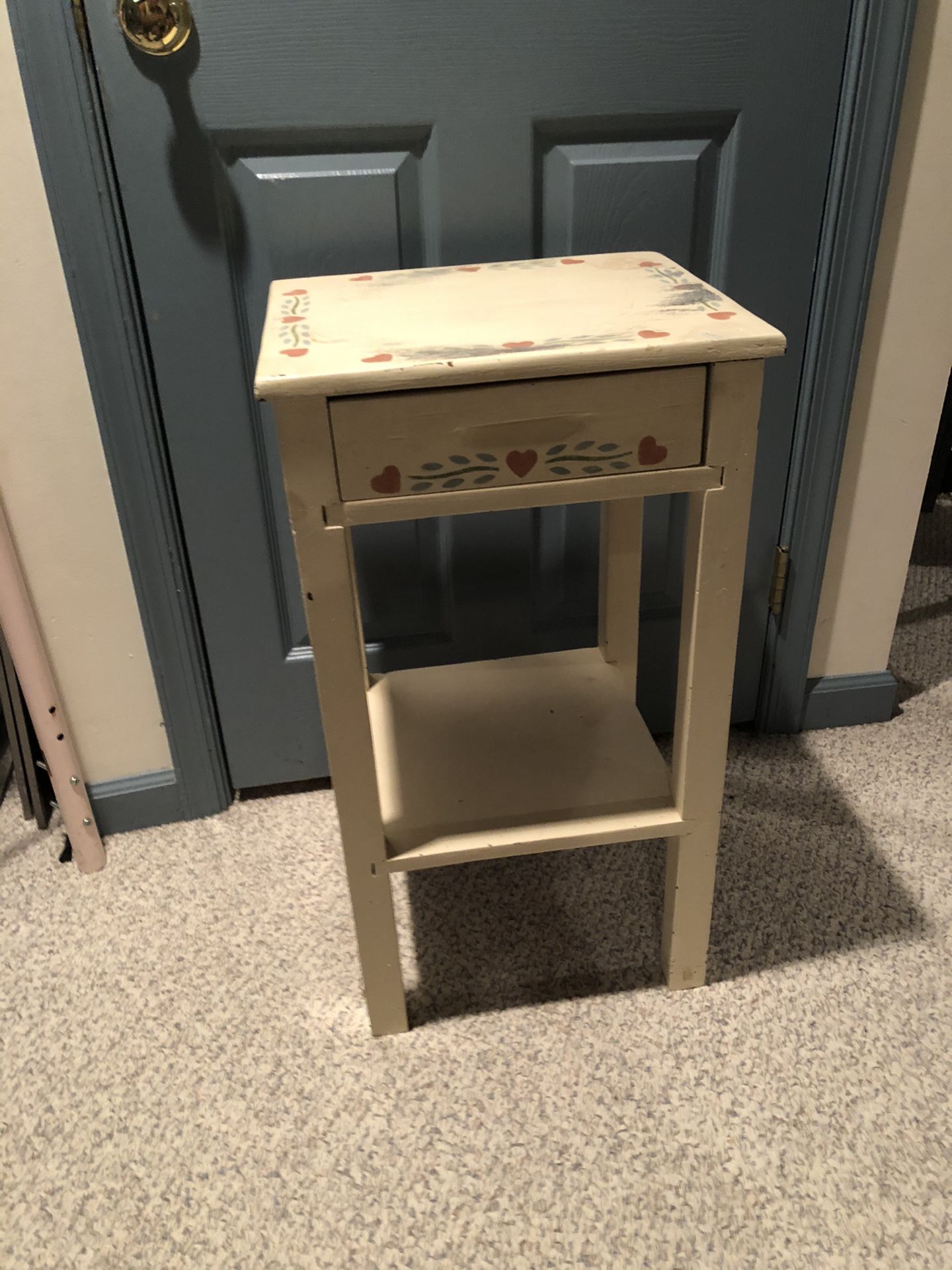 End Table / Side Table / Night Stand