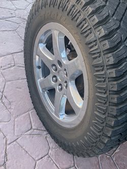 Ford F-150 Roush Rims With Mud Tires 35x12x20