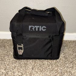 Rtic collapsible 28 can cooler