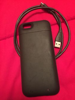 IPHONE 6/6s MOPHIE JUICE PACK AND CORD,EXCELLENT CONDITION!! $35 Firm!!!thx