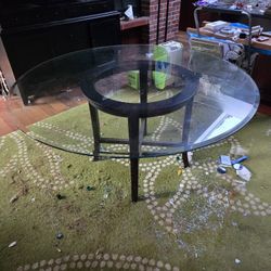 Crate and Barrel Round Glass Dining/kitchen Table