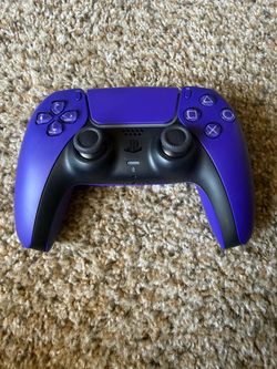 PS5 Controller in Galactic Purple