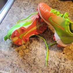 Kids Soccer Shoes