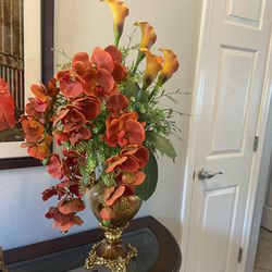 Traditional Flower Vase
