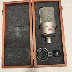 Neumann TLM103