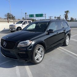 Mercedes Benz Gl550