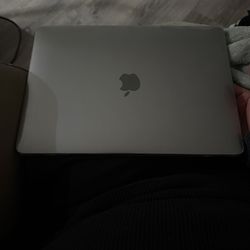 Apple Mac Book Pro 13