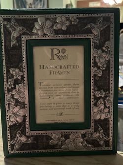 Beautiful Detailed Frame