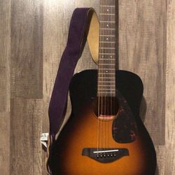 Yamaha Guitar 