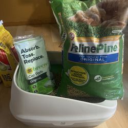Tidy Cats Breeze Litter Box, Pellets, And One Pack Pads 