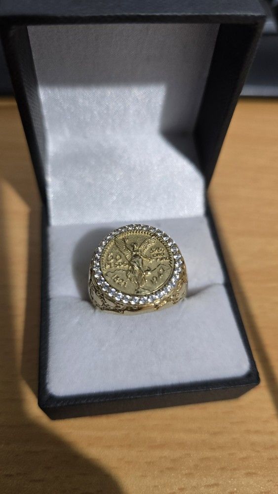 10K Centenario Gold ring 8 grams $750 cash or $850 plus tax on layaway