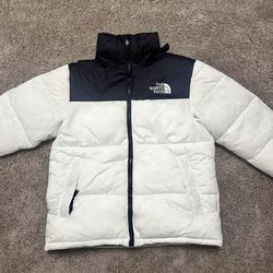 White The North Face Puffer Womens Size Large or Mens Small