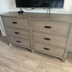 4 Piece Bedroom Set - Grey/Natural Wood