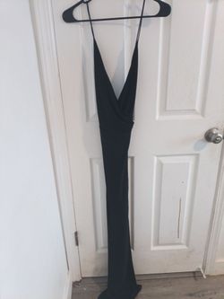WINDSOR GOWN ELEGANT 🖤 Black Floor-Length Size Small