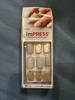 Press-On Nails Kit