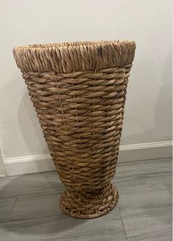 Natural Water Hyacinth Pedestal Vase, 22"