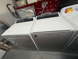 Whirlpool Cabrio 4.8 CuFt Washer & Dryer Set