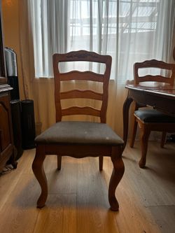 Traditional Wooden Dining Chairs