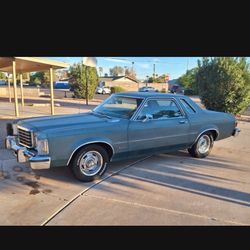 Base 1976 Ford Granada Coupe