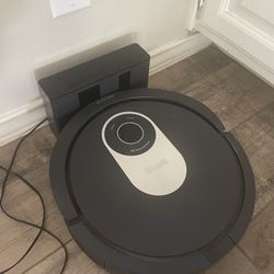 Shark IQ Navigation Robot Vacuum