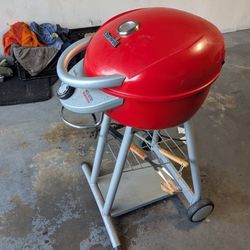 Charbroil Bistro BBQ Grill 