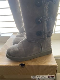 UGG BOOTS