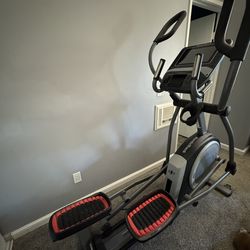 NordicTrack Commercial 12.9 Elliptical, Black/Gray, Lightly Used, Model #NTEL712