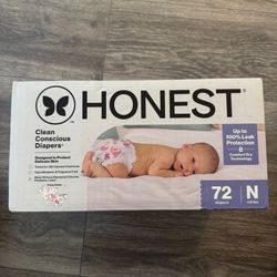 The Honest Company Comfort Dry Disposable Daytime Diapers for Sensitive Skin, Hypoallergenic, Rose Blossom + Tutu Cute, Club Box Size Newborn 72 Count