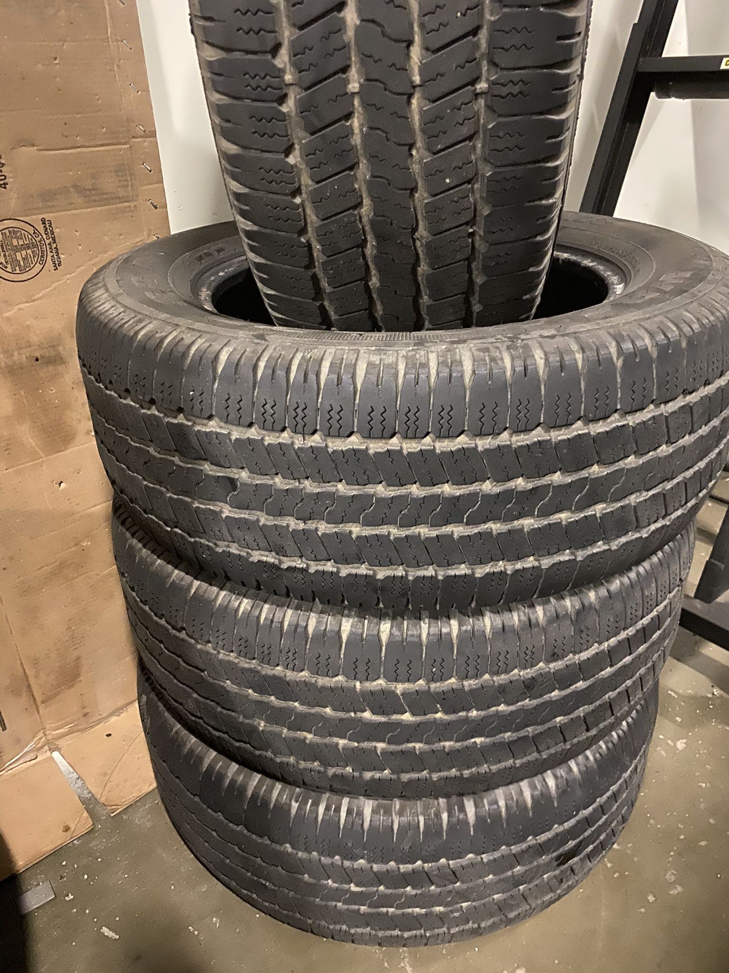 265/60r18 Goodyear Wrangler SRA tires