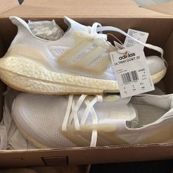 Adidas Ultraboost 22