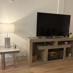 TV, Fire Place, Side Table, Lamp 