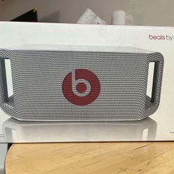 Beats By dr. dre : Beatsbox portable 
