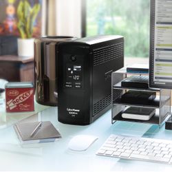 Brand New Cyberpower Battery Backup For Electronics