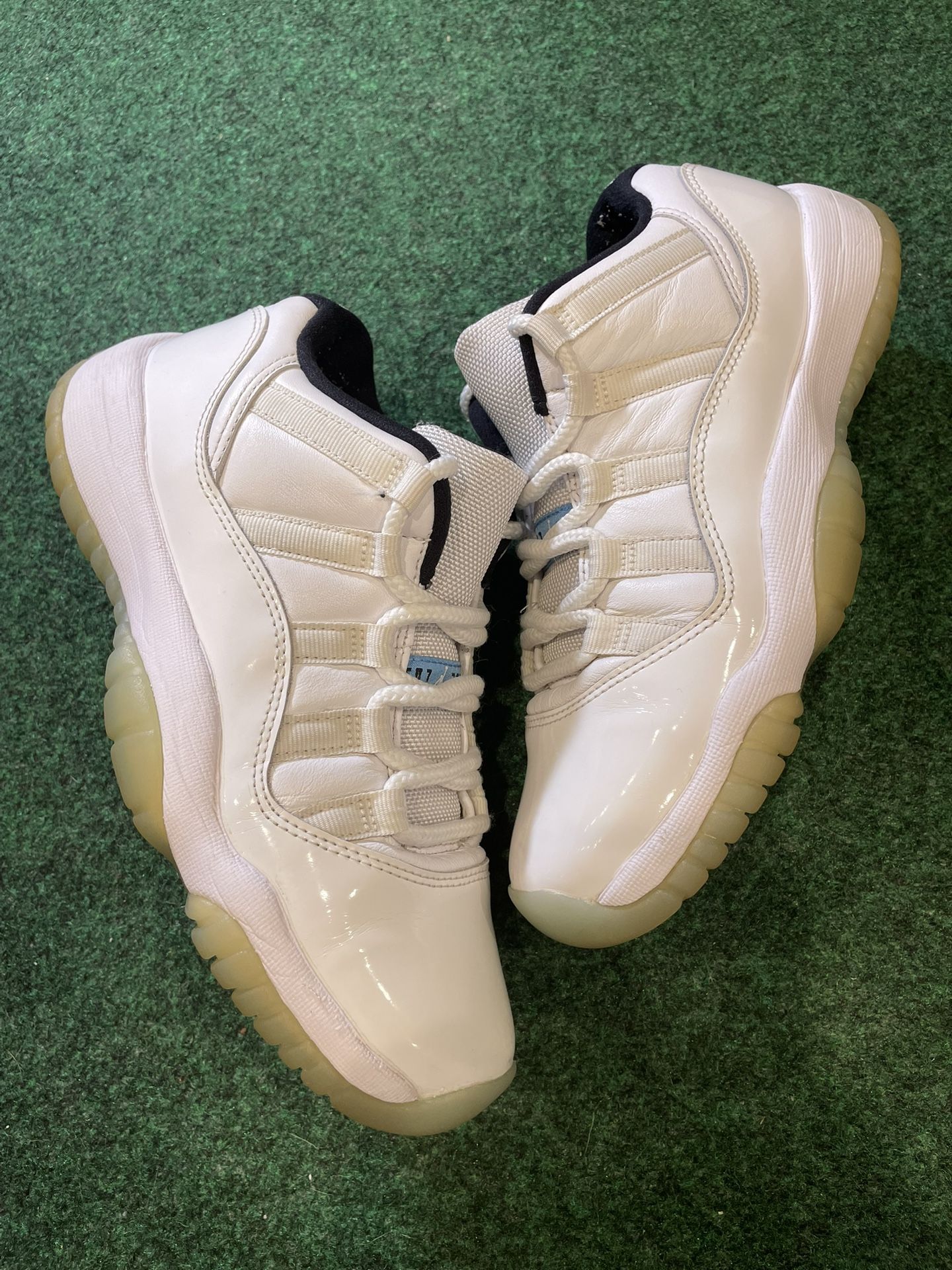 Jordan 11 Legend Blue Size 6y
